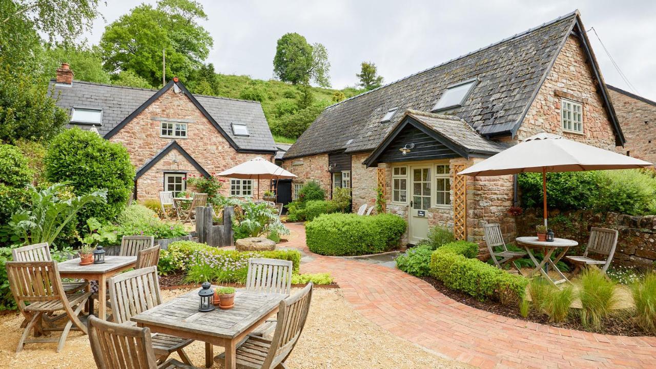 Tudor Farmhouse Hotel Clearwell Exterior foto